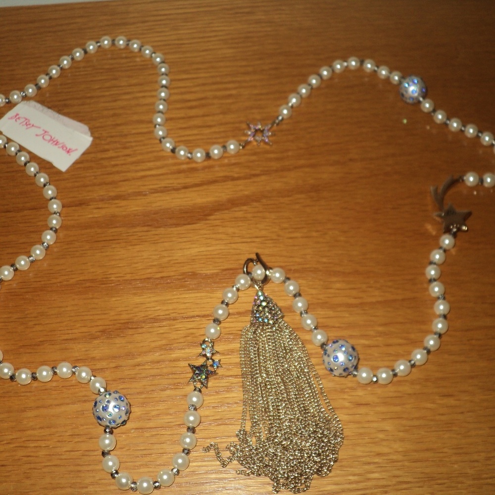 New Betsey Johnson Pearl Tassel Pendant Necklace